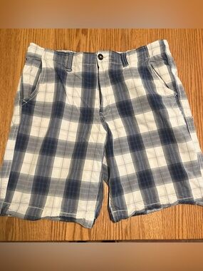 American Eagle Outfitters Mens Longer Length Bermuda Shorts Blue Plaid Cotton 38